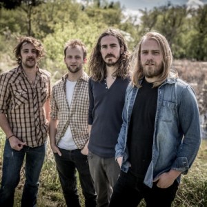 photo by Mike Latschislaw